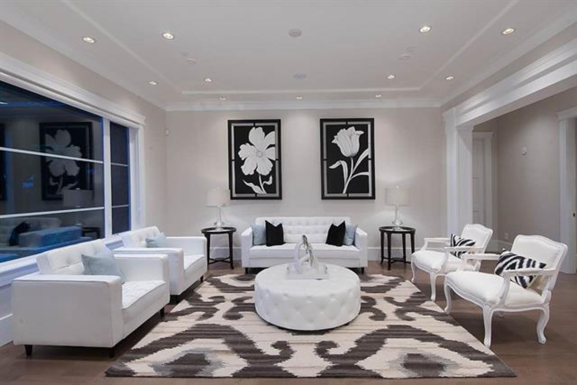 4560 Woodgreen Drive